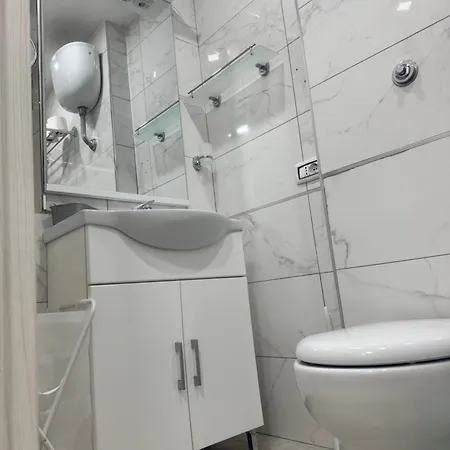 Da Anya Bed & Breakfast 3*